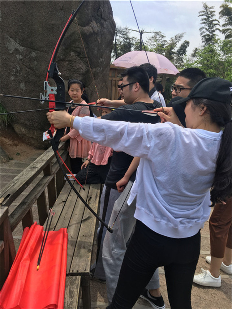 九州酷游装饰巨石山两日游之登山游览巨石山