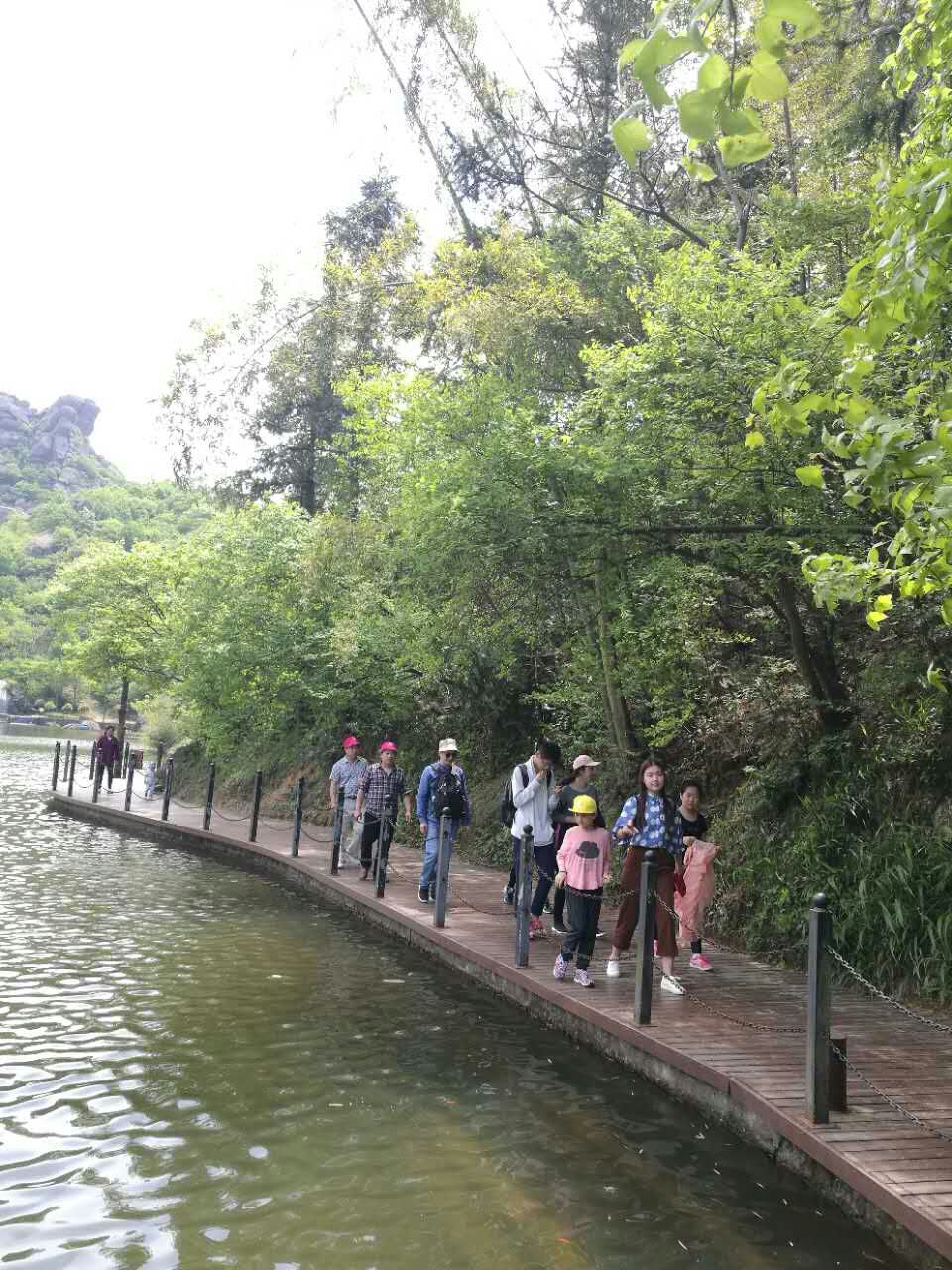 九州酷游装饰巨石山两日游之登山游览巨石山